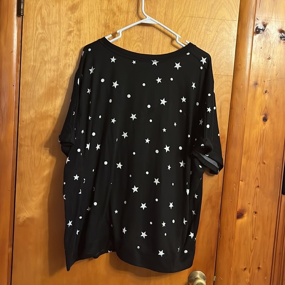 Black T-shirt With Stars and Circles Size 3X - Picture 5 of 5